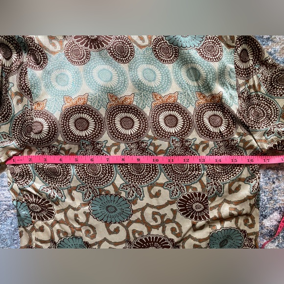 Vintage Brown, Cream, and Sage Asian style top - Picture 7 of 8